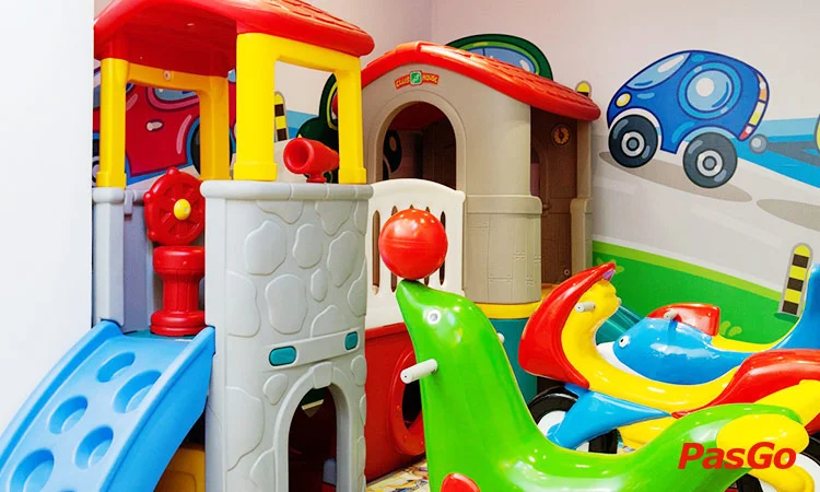 nha-hang-pho-ong-hung-hai-ba-trung-12