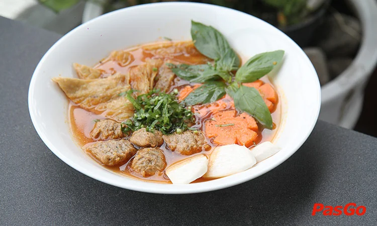 nha-hang-pho-ong-hung-le-van-viet-8