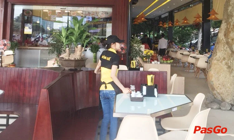 nha-hang-pho-ong-hung-ly-thuong-kiet-11