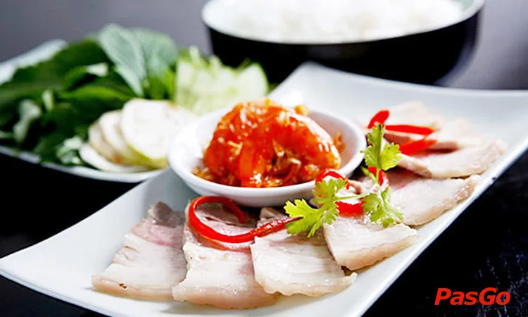 nha-hang-pho-ong-hung-tran-hung-dao-8