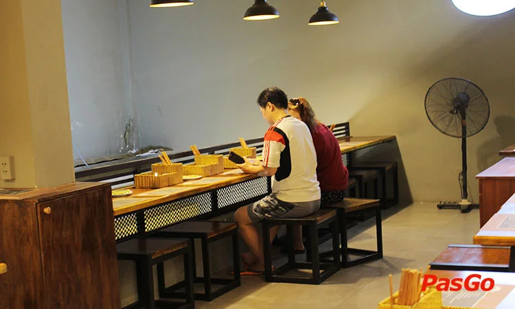 nha-hang-pho-ong-khai-nguyen-duc-canh-11