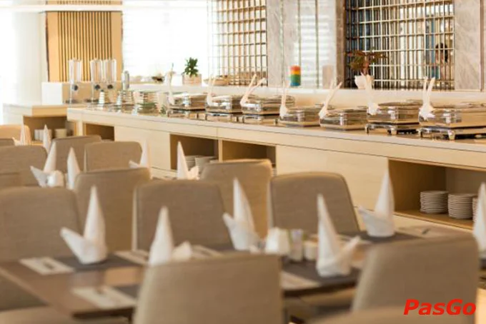 Nhà hàng Phú Nhuận Mường Thanh Luxury Sài Gòn Chuyên món Á - Âu 10