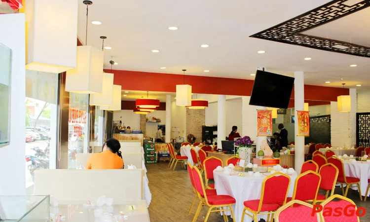 nha-hang-phuc-buu-thien-hcm-12