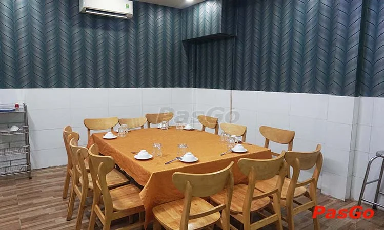 nha-hang-phuong-nam-quan-duong-3-thang-2-slide-11