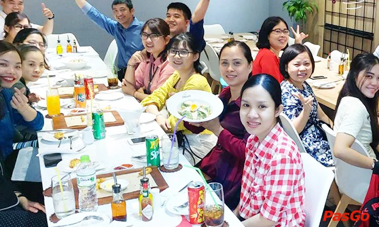 nha-hang-pizza-tonda-crescent-mall-11