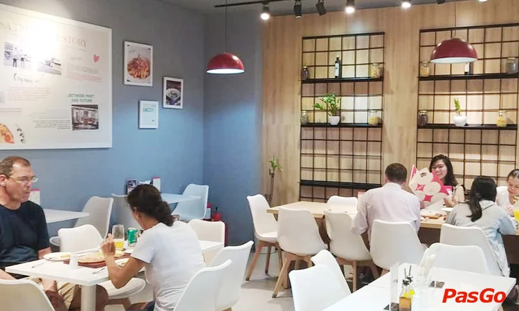 nha-hang-pizza-tonda-crescent-mall-12