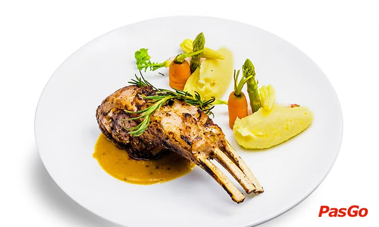 nha-hang-qt-premium-to-hien-thanh-slide-7