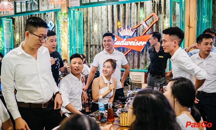 nha-hang-quan-nhau-tu-do-nguyen-binh-khiem-10