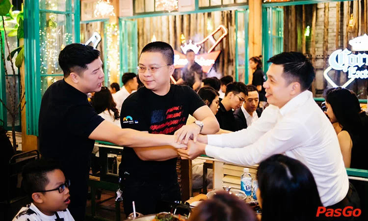 nha-hang-quan-nhau-tu-do-nguyen-binh-khiem-9