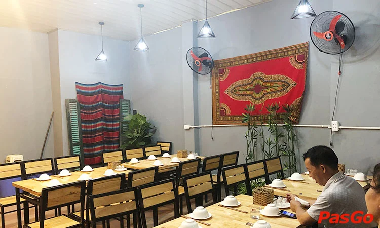 nha-hang-quanh-6-nguyen-phong-sac-12