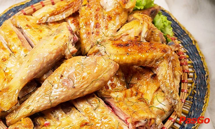 nha-hang-quanh-6-nguyen-phong-sac-5