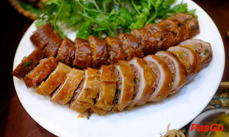 nha-hang-quanh-6-nguyen-phong-sac-7