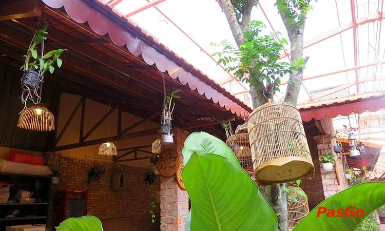 nha-hang-que-nha-pham-van-hai-slide-12