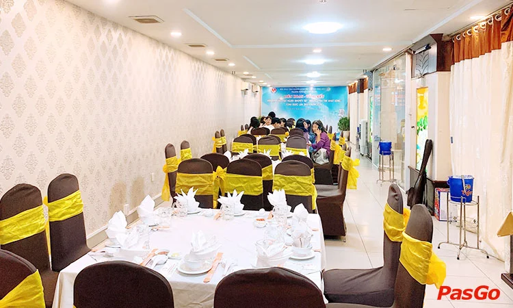 nha-hang-rang-dong-cach-mang-thang-8-10