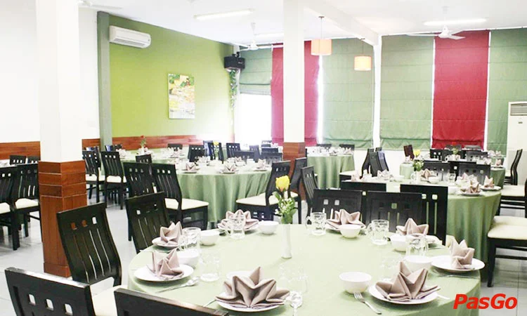 nha-hang-redhouse-saigon-dien-bien-phu-11