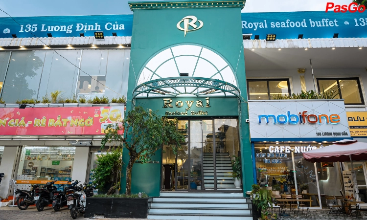 nha-hang-royal-buffet-3