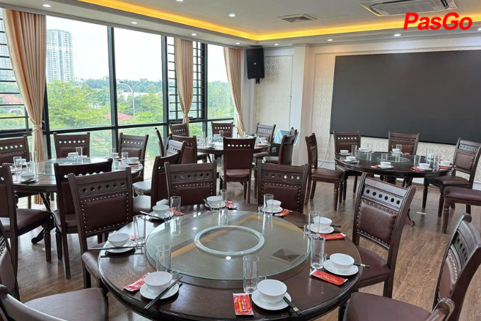 nha-hang-rung-va-bien-1