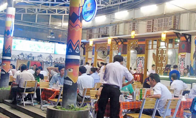 nha-hang-sai-gon-xua-va-nay-37-nguyen-trung-truc-quan-1-12