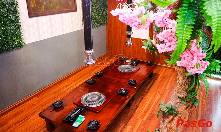 nha-hang-sakaku-bbq-times-city-slide-12