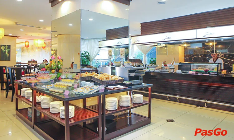 nha-hang-sakura-khach-san-candle-11