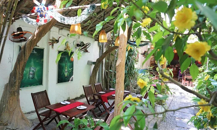 nha-hang-sala-thai-restaurant-11