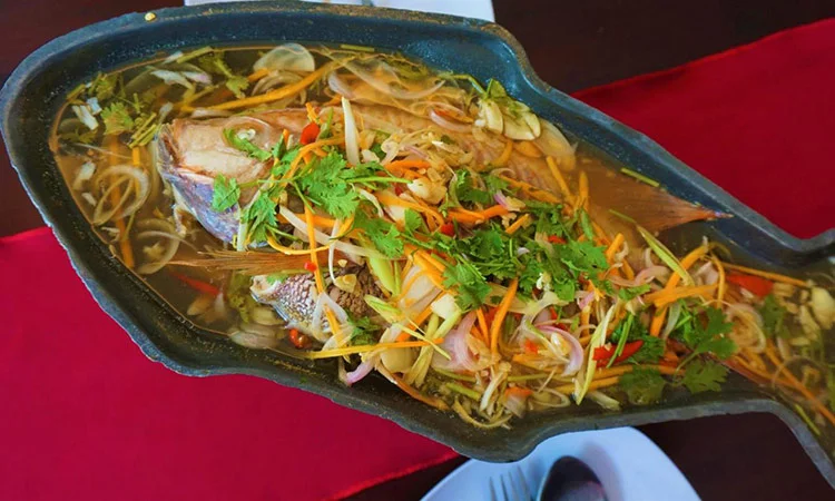 nha-hang-sala-thai-restaurant-2