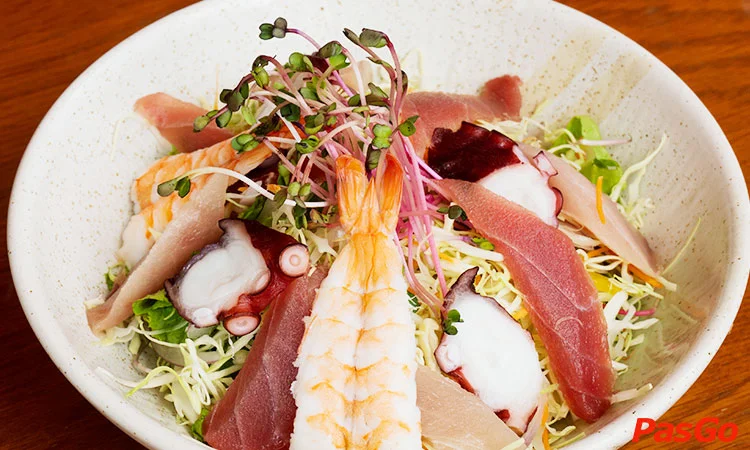 nha-hang-sanriku-khuat-duy-tien-5