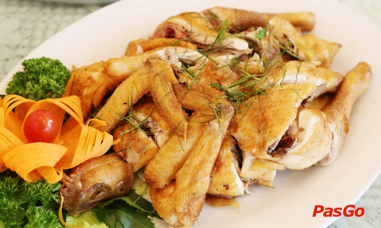 nha-hang-sen-dam-tri-2-dang-thai-mai-tay-ho-6