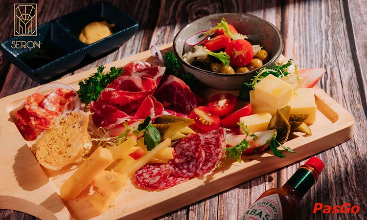 Nhà hàng Seron Bistro Lounge Triệu Việt Vương Chuyên món Á Âu 11
