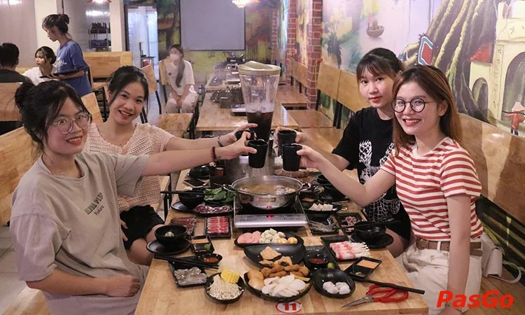 Nhà hàng Shabu Buffet Tân Xuân Chuyên Buffet Lẩu 12