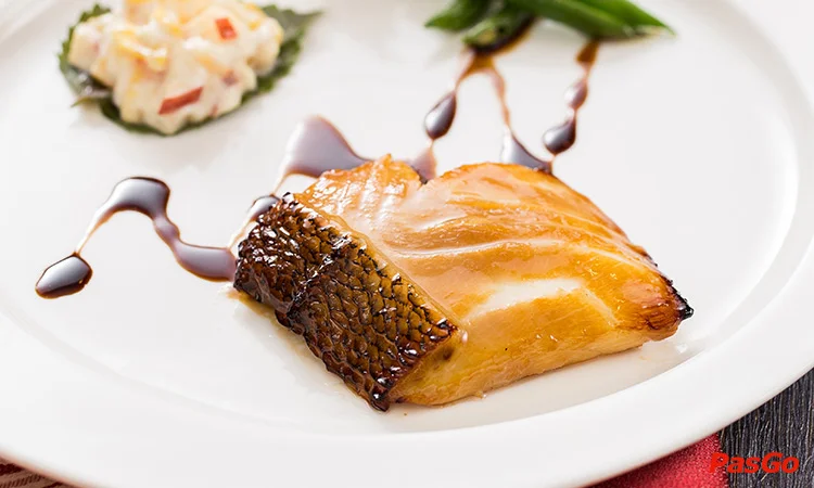 nha-hang-shang-palace-ly-tu-trong-2