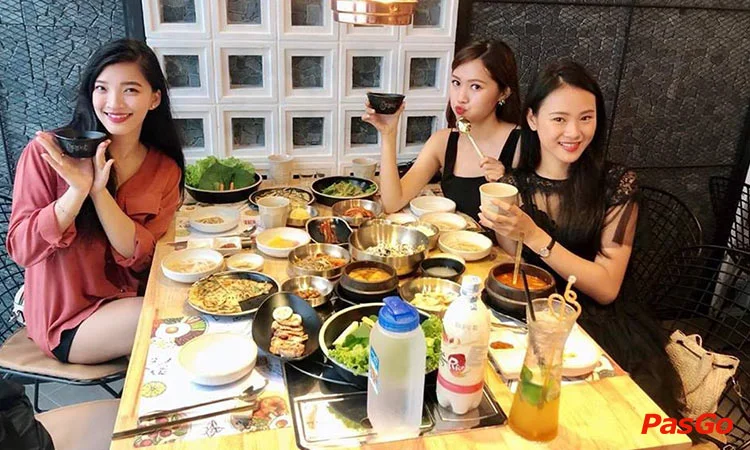 nha-hang-shilla-bbq-ngo-duc-ke-3