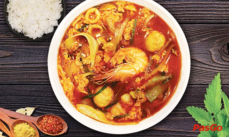 nha-hang-sinjeon-tokbokki-jung-dayul-pham-van-nghi-3