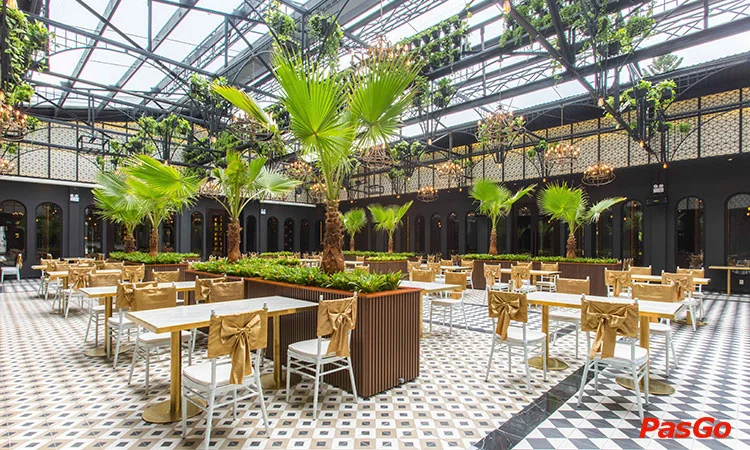 nha-hang-sky-200-hoang-van-thu-12