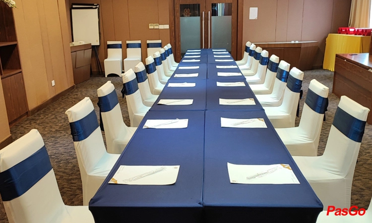 Nhà Hàng Sông Hồng 11