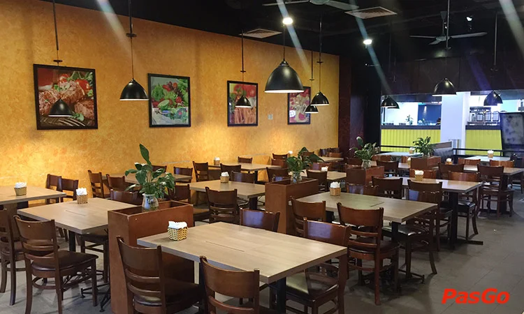 nha-hang-steak-way-mipec-long-bien-12