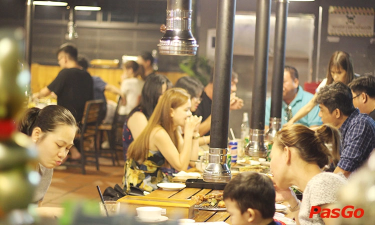 nha-hang-suon-cay-nuong-va-beer-phan-dang-luu-12