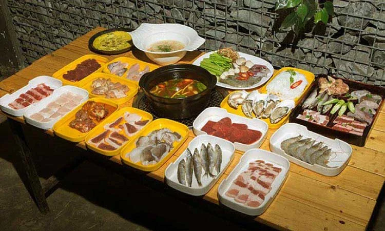 nha-hang-suon-no-1-thanh-thai-quan-10-12