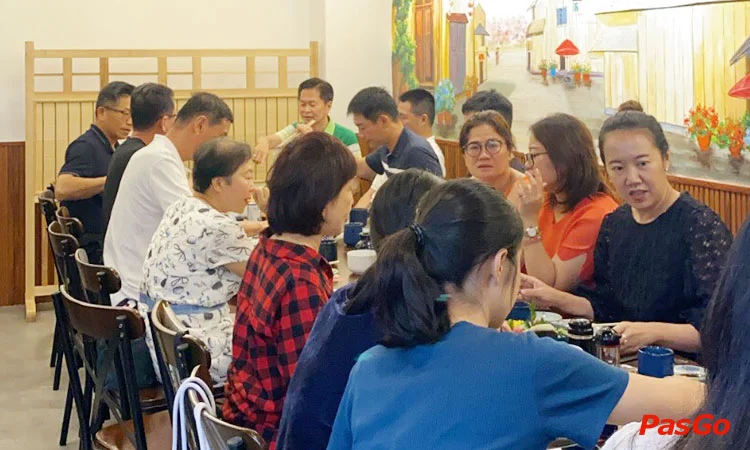 nha-hang-sushi-102-thach-thi-11