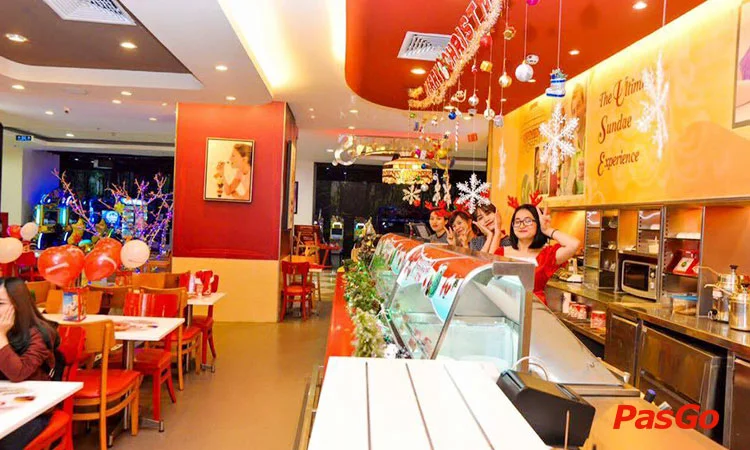 nha-hang-swensens-nguyen-thai-hoc-slide-11