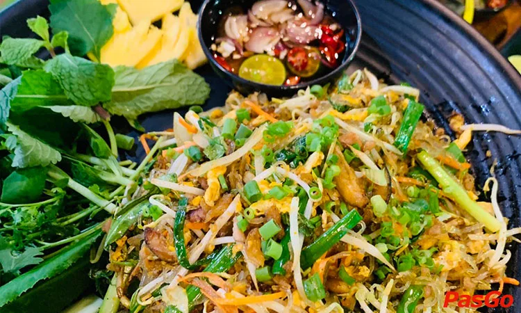 nha-hang-t-beer-club-ngoc-khanh-slide-5