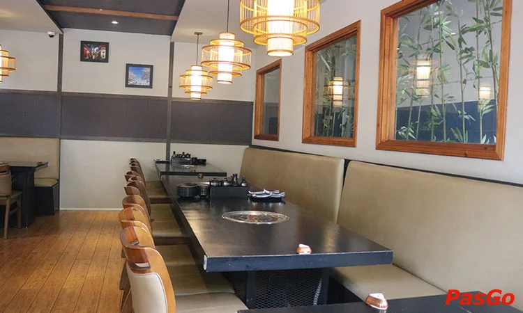 Nhà hàng Taiyo Sushi & BBQ Hoàng Văn Thụ Gọi món Nhật bản & Nướng tại bàn 12