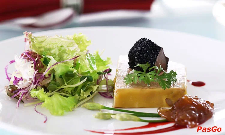 nha-hang-tajmasago-castle-quan-7-slide-3