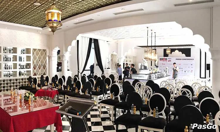 nha-hang-tajmasago-castle-quan-7-slide-9