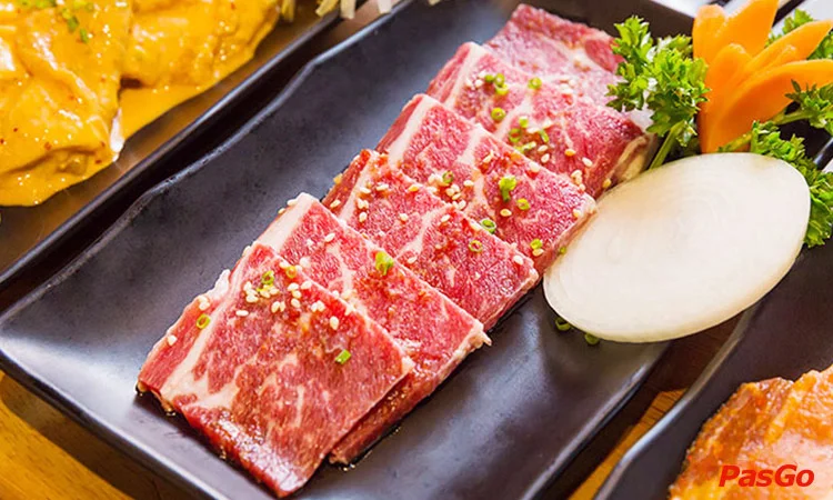 nha-hang-taka-bbq-nguyen-gia-tri-quan-binh-thanh-2