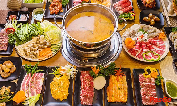 Nhà hàng Taka BBQ Nguyễn Hữu Thọ Chuyên Nướng Lẩu Hàn Quốc 1