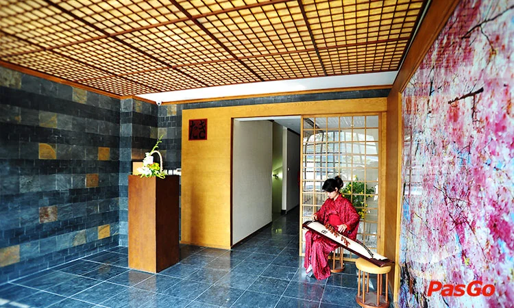 nha-hang-taki-taki-dao-tan-10