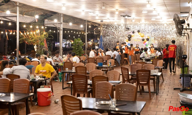 Nhà Hàng Tào Mạnh Đức 11