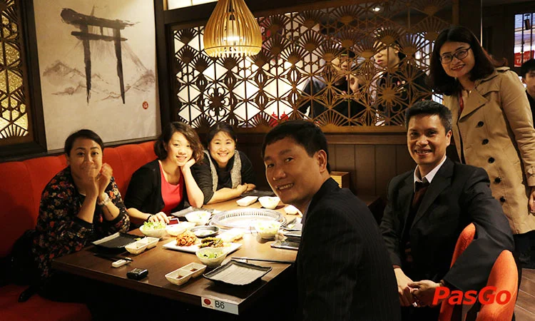 nha-hang-tasaki-bbq-bui-thi-xuan-slide-12