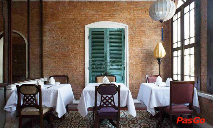 nha-hang-temple-club-restaurant-ton-that-thiep-quan-1-anh-6